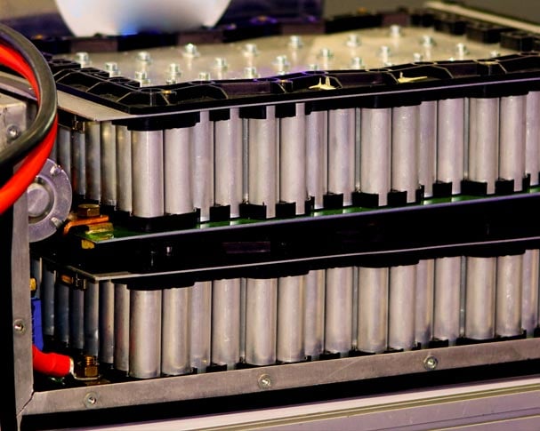 Chiller-for-Renewable-Energy-Storage-Solution